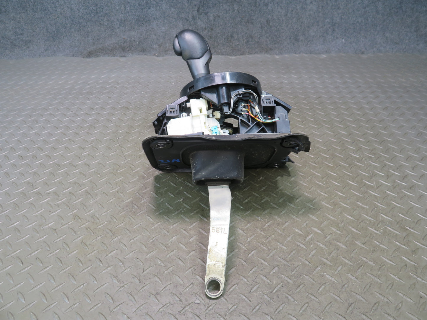 09-20 Nissan 370Z Z34 A/T Automatic Transmission Gear Shifter Assembly OEM