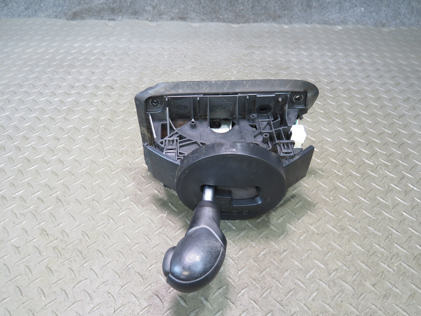 09-20 Nissan 370Z Z34 A/T Automatic Transmission Gear Shifter Assembly OEM