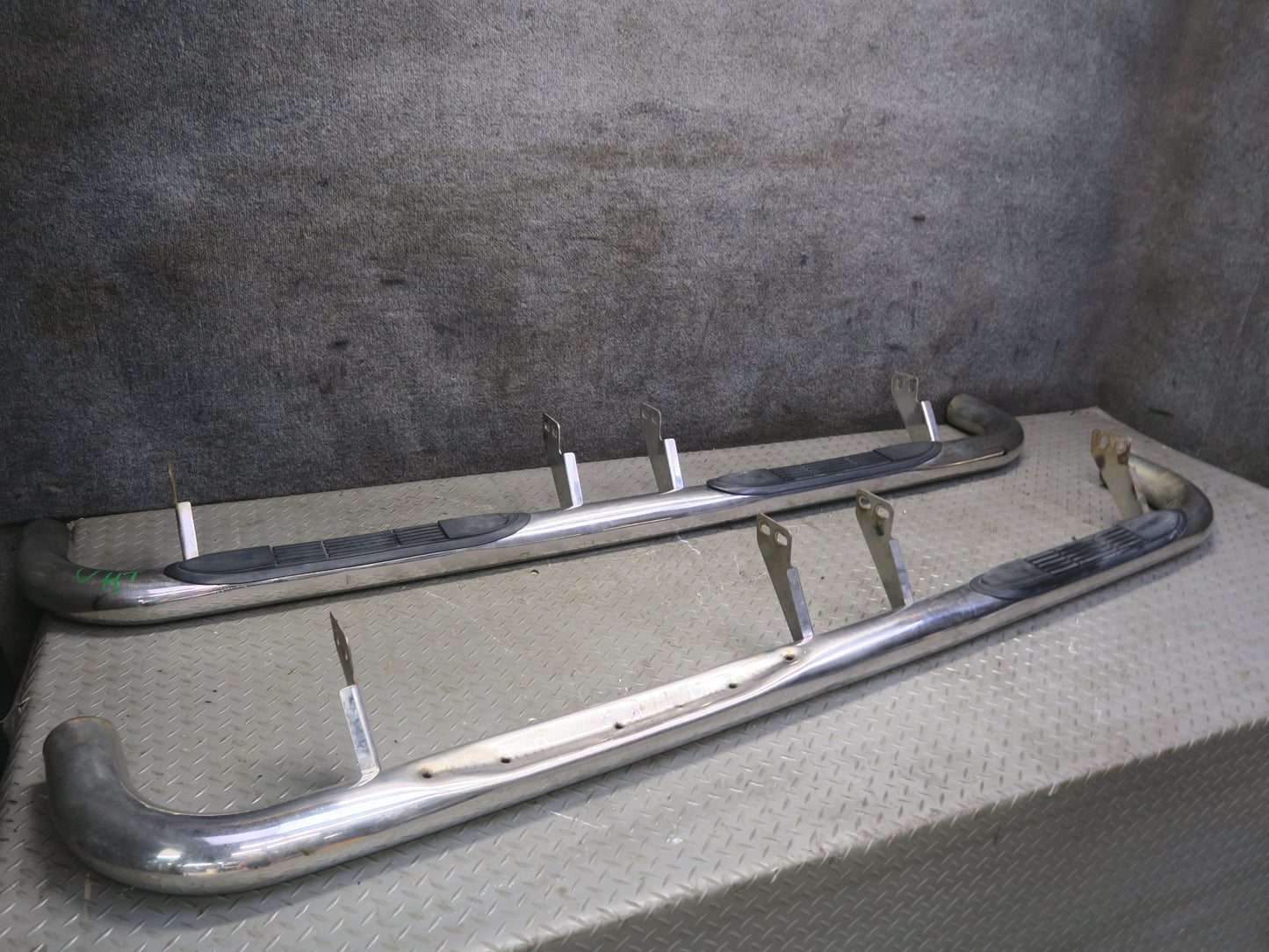 2003-2009 Hummer H2 Left & Right Side Running Step Board Guard Set of 2 Damaged
