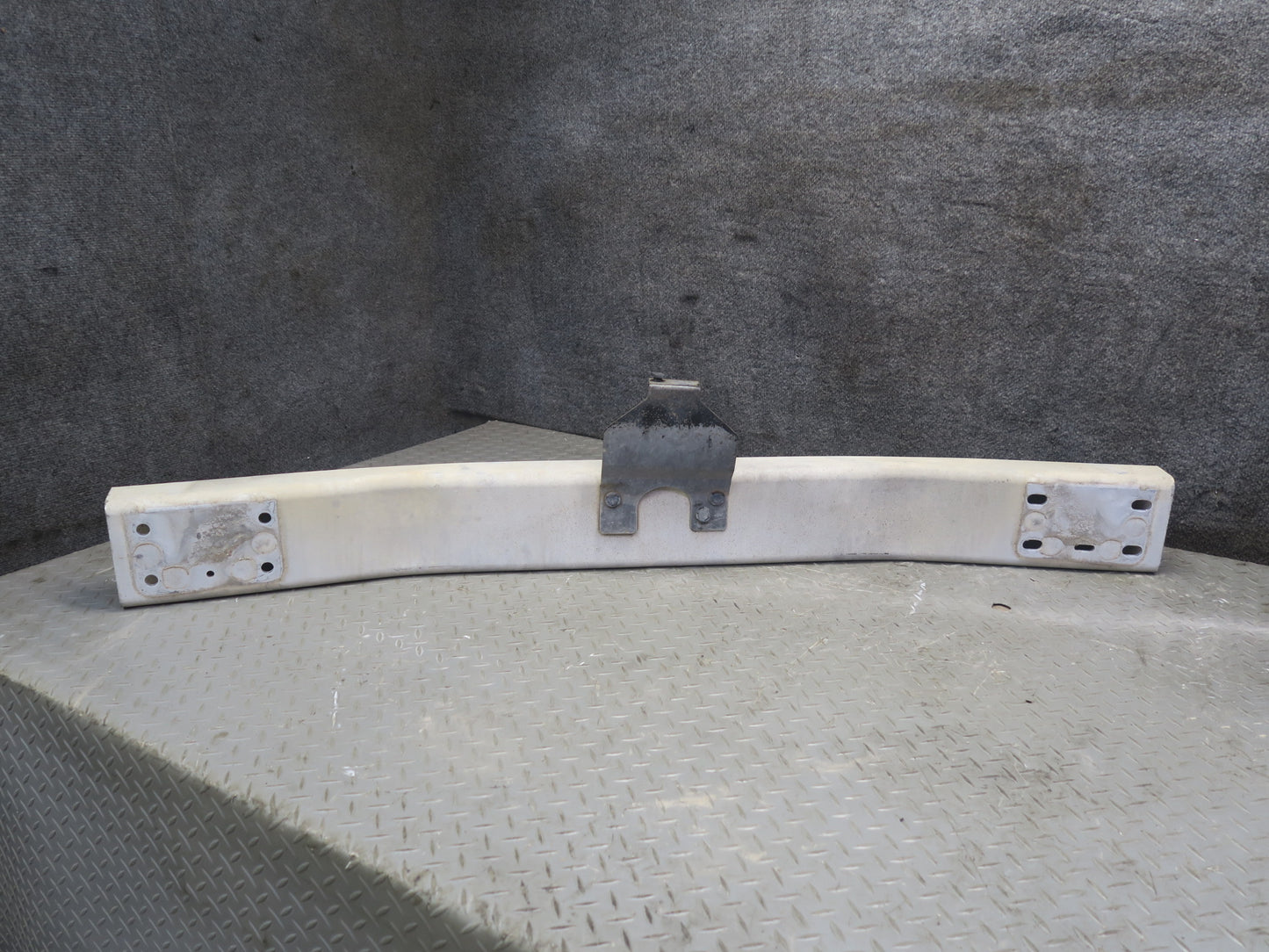 09-20 Nissan Z34 370Z Rear Bumper Reinforcement Impact Bar OEM