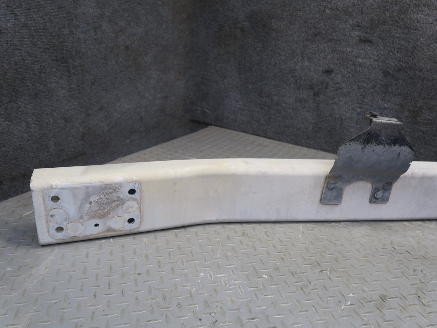 09-20 Nissan Z34 370Z Rear Bumper Reinforcement Impact Bar OEM