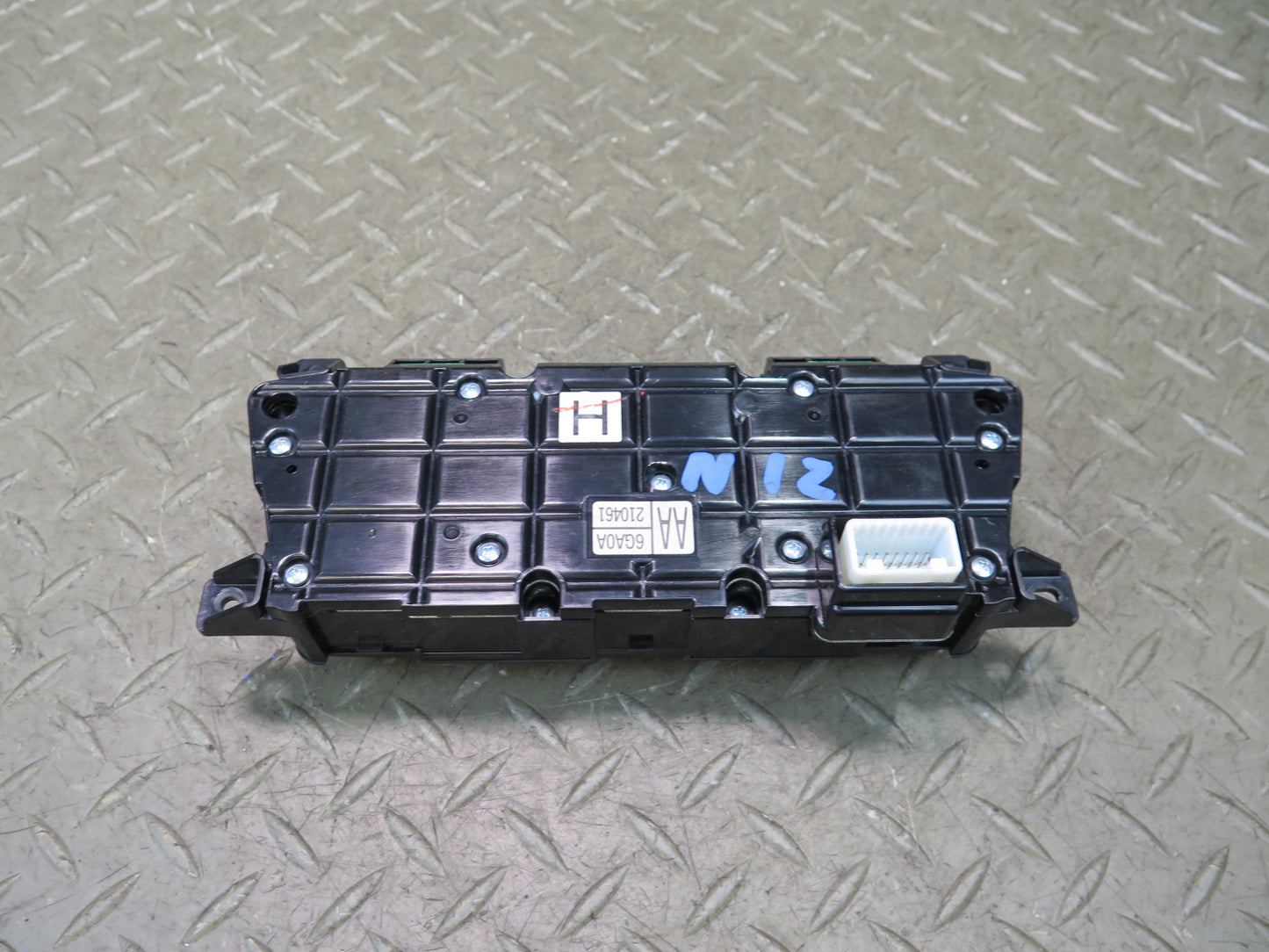 15-20 Nissan Z34 370Z Nismo Dash Navi GPS Navigation Control Switch Panel OEM