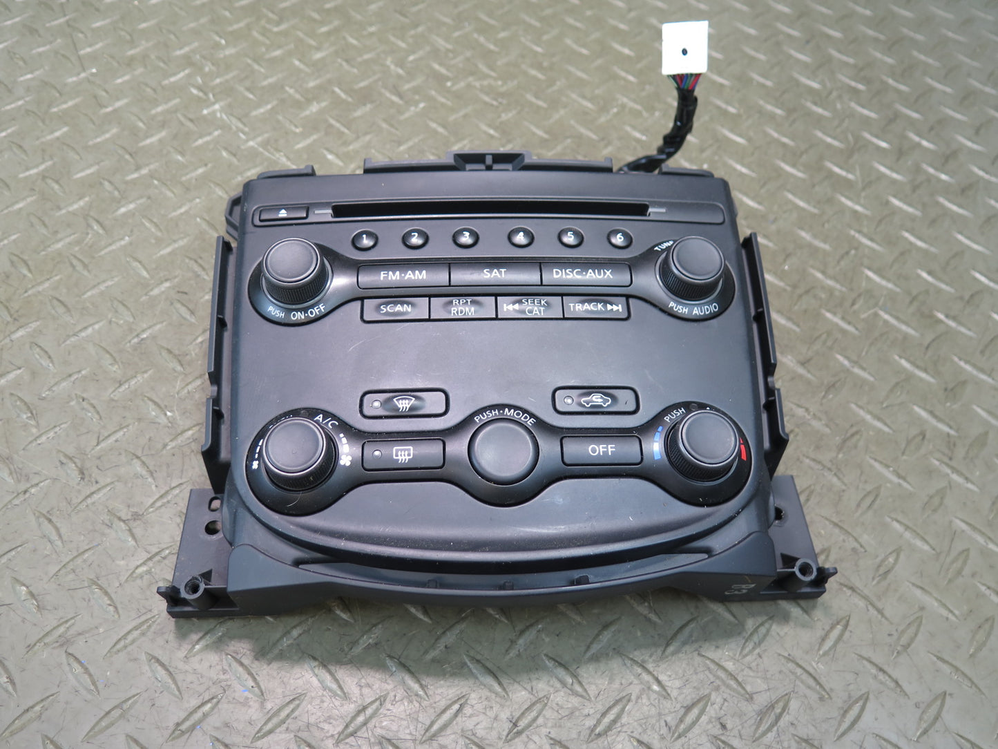 15-20 Nissan 370Z Z34 Nismo A/C Climate Control Radio Stereo Switch Panel OEM