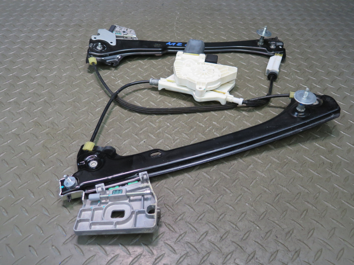 09-20 Nissan 370Z Z34 Left Door Window Regulator w Motor OEM