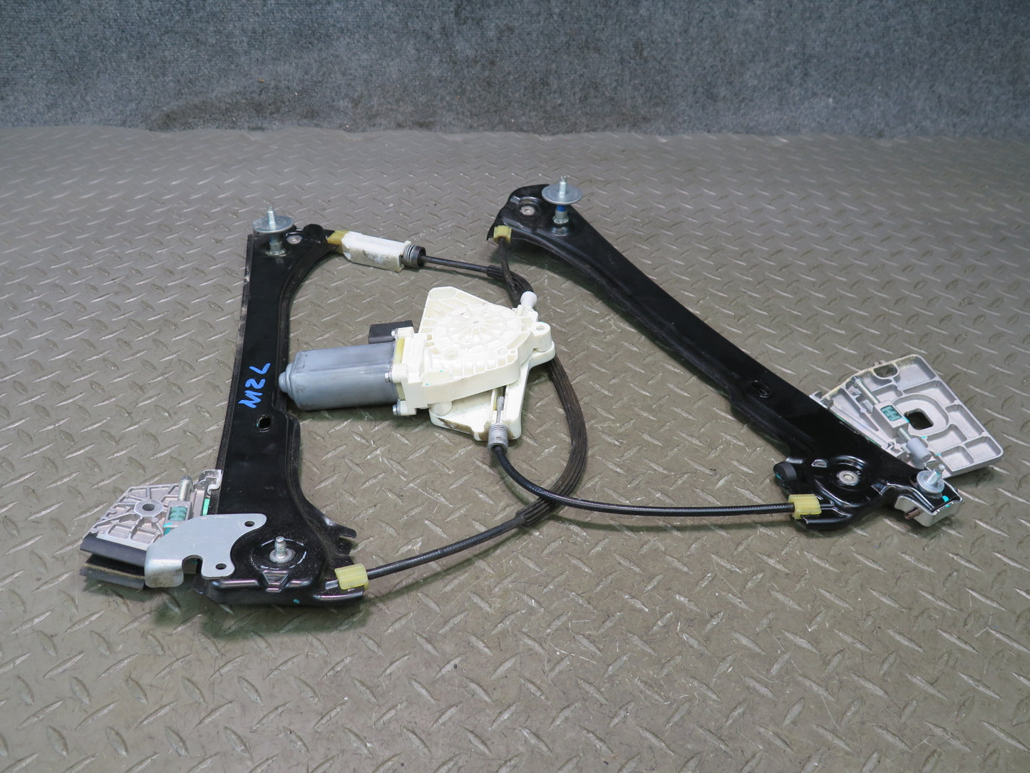 09-20 Nissan 370Z Z34 Left Door Window Regulator w Motor OEM