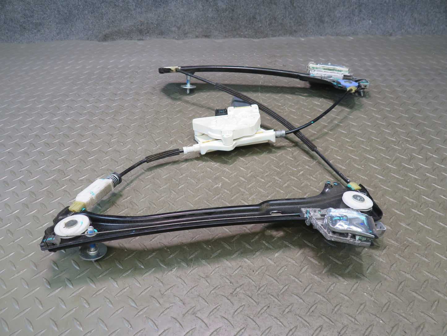 09-20 Nissan 370Z Z34 Right Door Window Regulator w Motor OEM