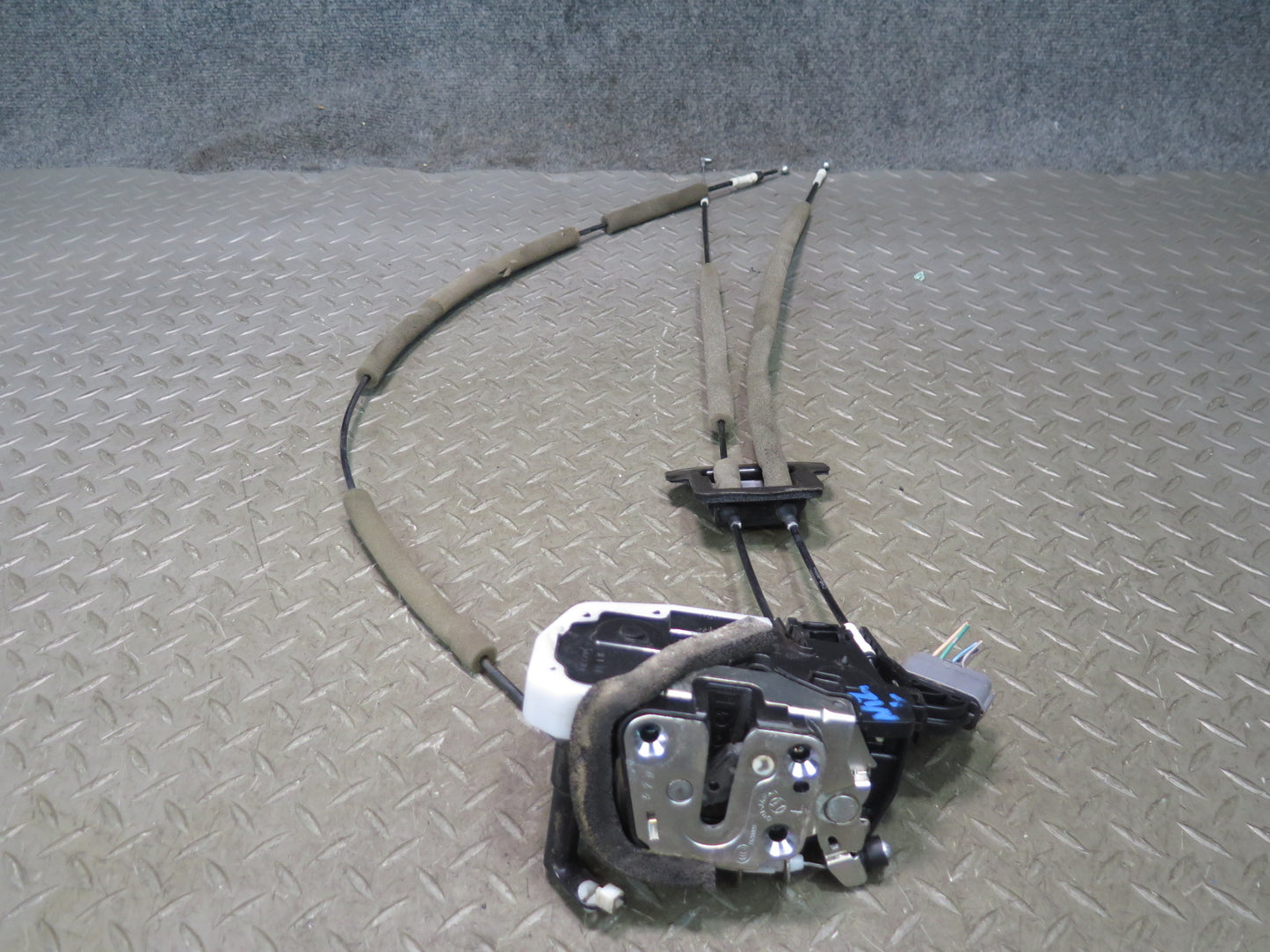 09-20 Nissan 370Z Z34 Front Left Driver Door Lock Latch Actuator OEM
