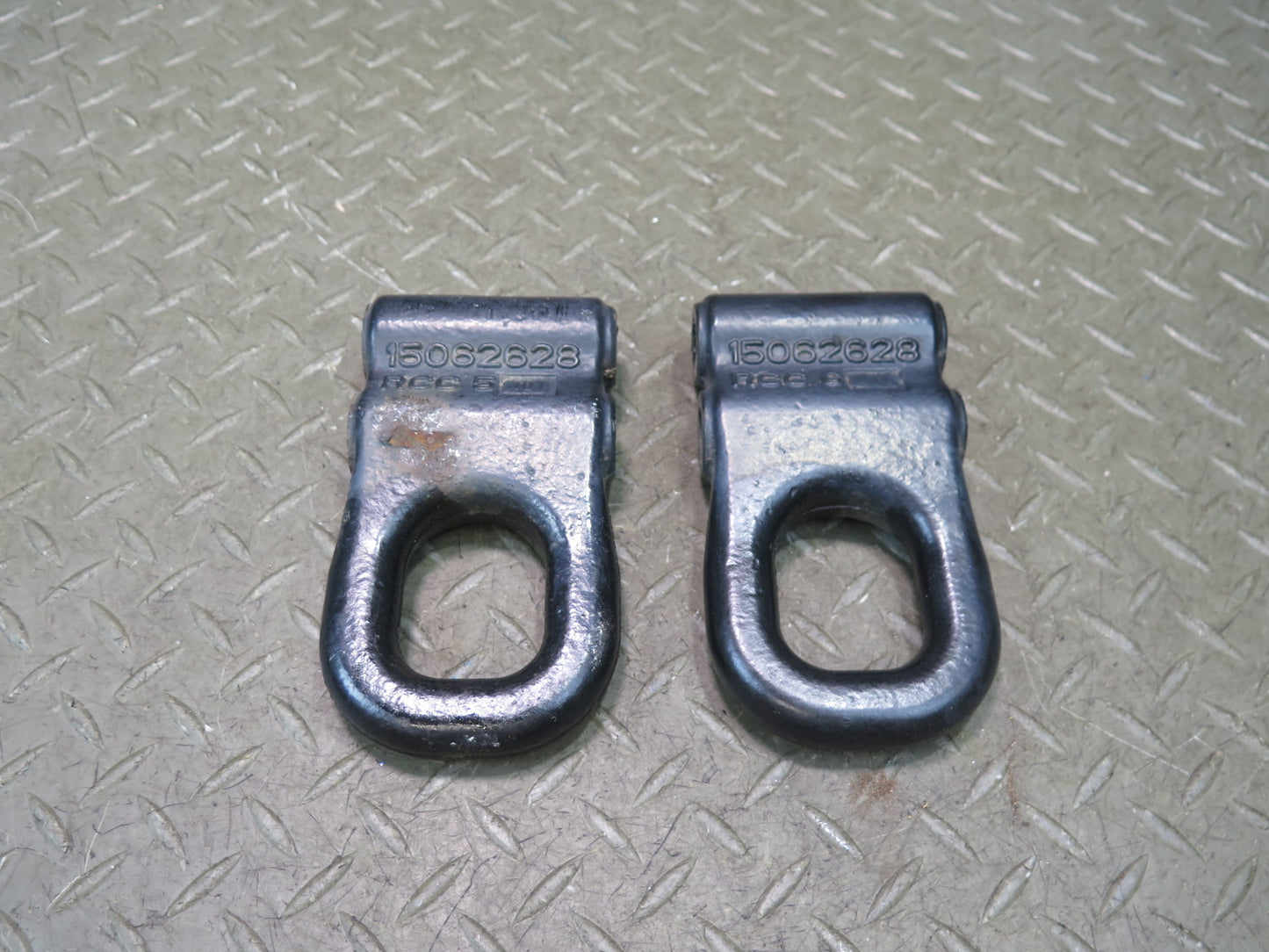 2003-2007 Hummer H2 Front Bumper TOW Towing Hook Ring Set of 2