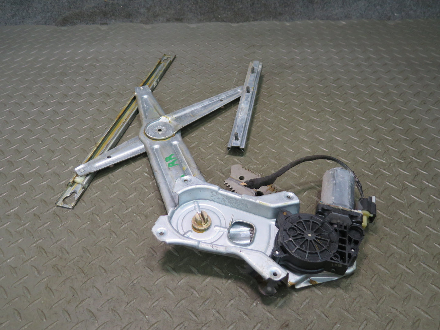 02-08 Dodge RAM 1500 DR Rear Right Door Window Regulator w Motor OEM