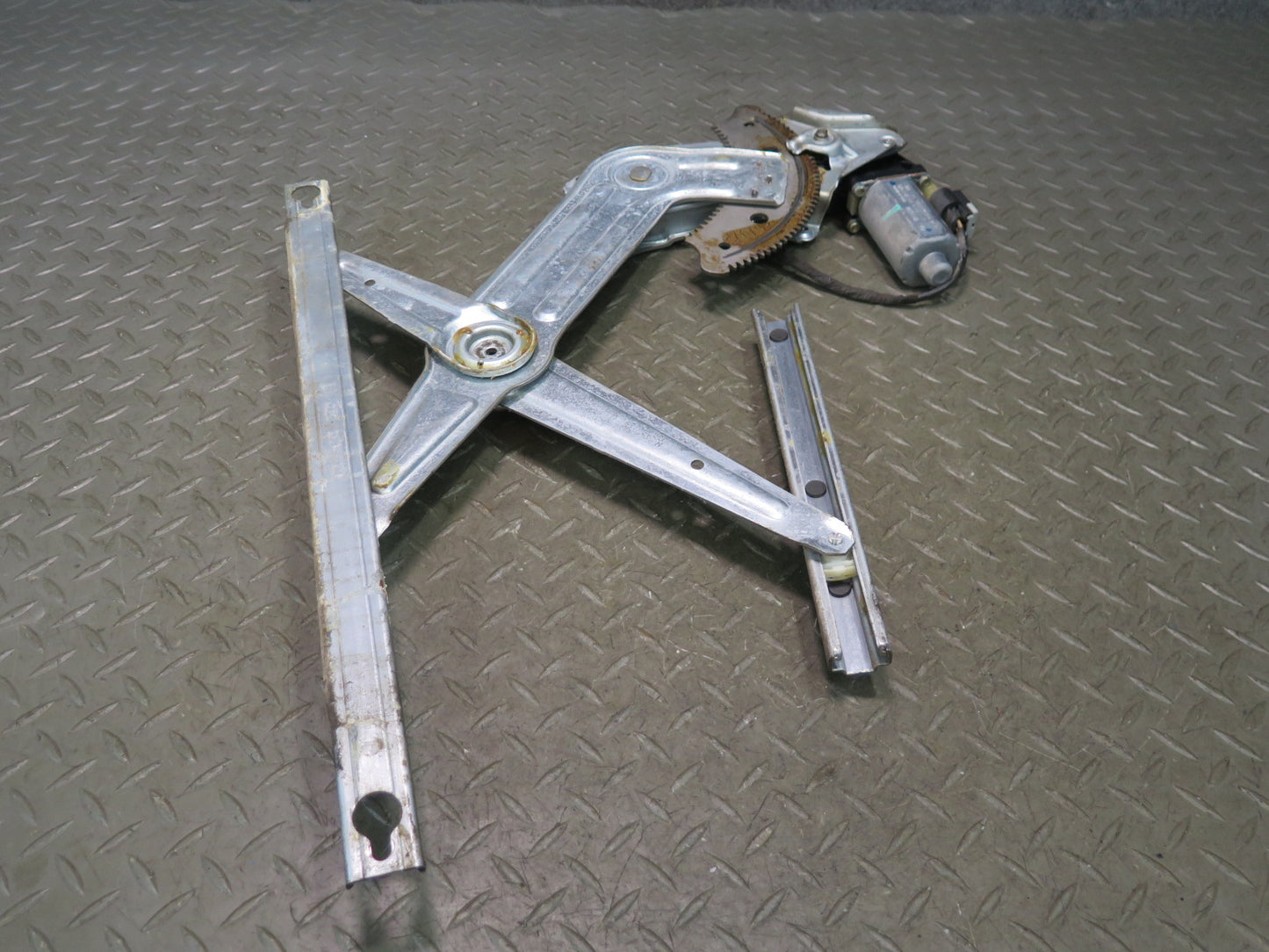 02-08 Dodge RAM 1500 DR Rear Right Door Window Regulator w Motor OEM