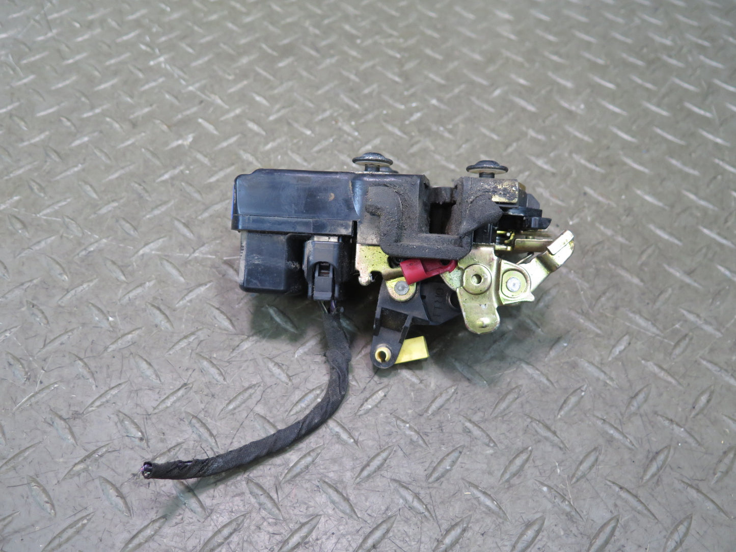 02-08 Dodge RAM 1500 DR Front Right Door Lock Latch Actuator OEM