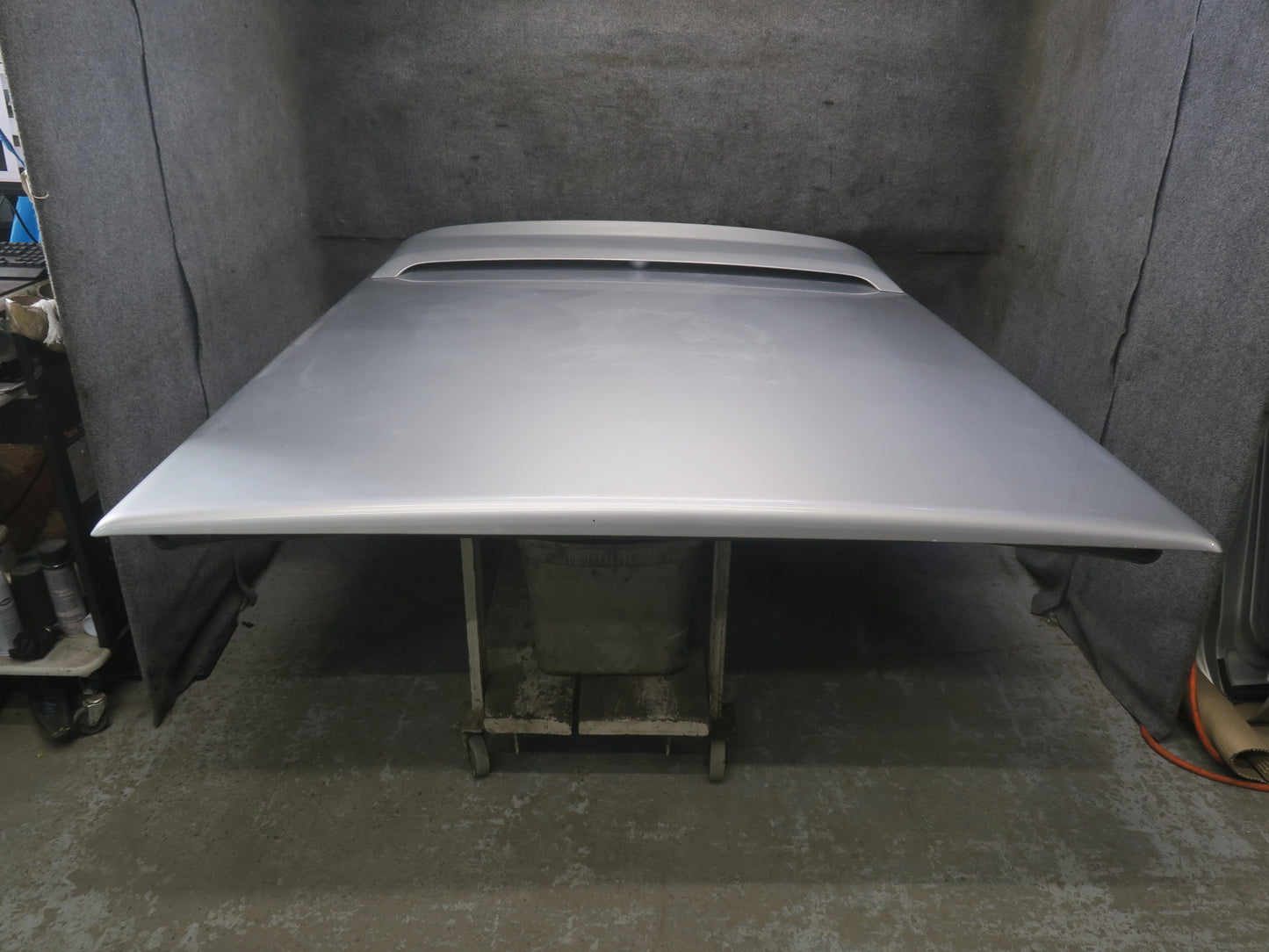 05-06 Dodge RAM SRT10 DR BED Hard Tonneau Cover w Spoiler Bright Silver OEM