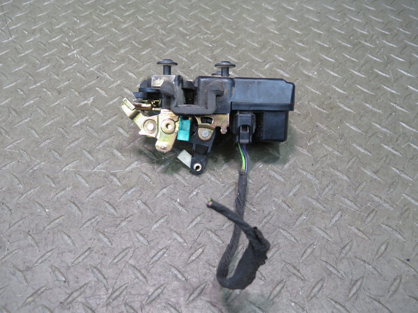 02-08 Dodge RAM 1500 DR Front Left Door Lock Latch Actuator OEM
