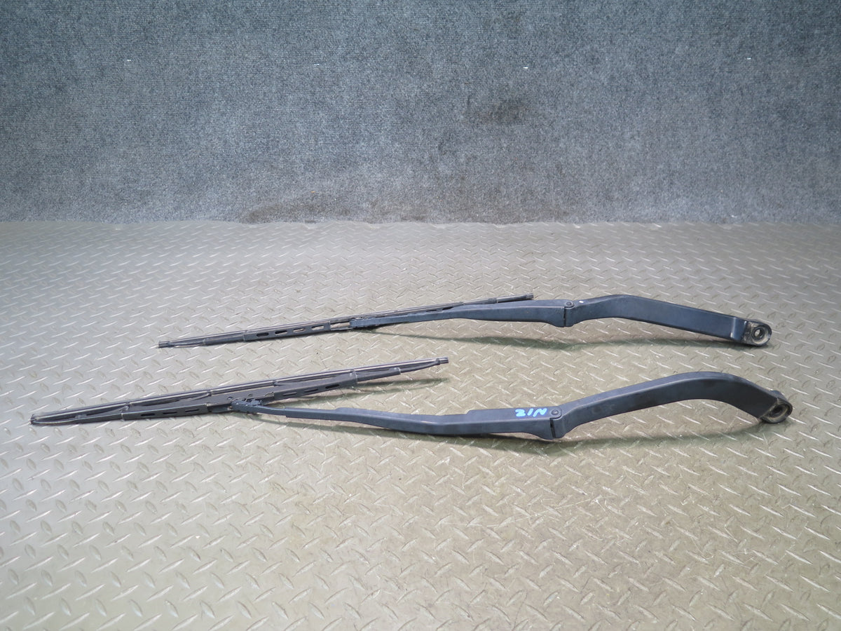 11-20 Nissan Z34 370Z Set of 2 Front Left & Right Windshield Wiper Arm OEM