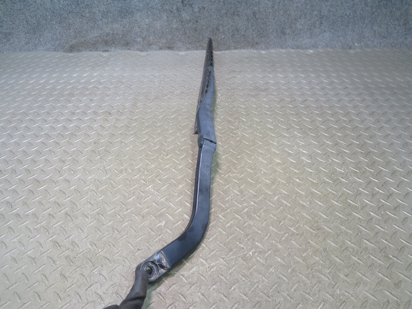 11-20 Nissan Z34 370Z Set of 2 Front Left & Right Windshield Wiper Arm OEM