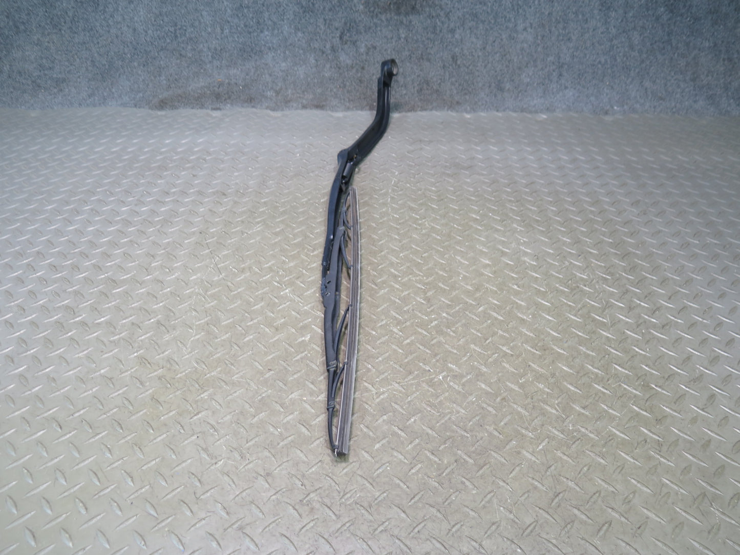 11-20 Nissan Z34 370Z Set of 2 Front Left & Right Windshield Wiper Arm OEM