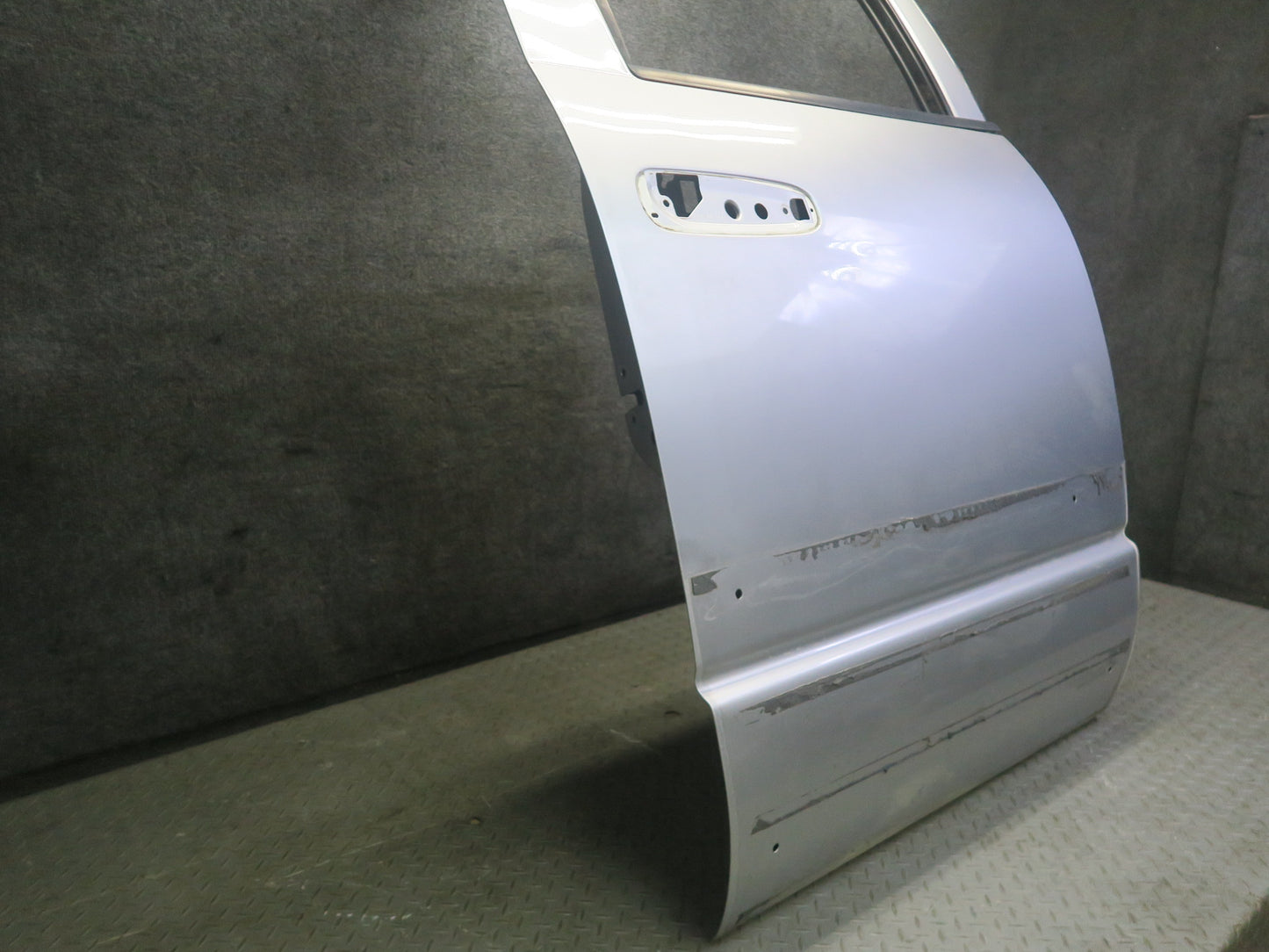 02-08 Dodge RAM 1500 DR Crew CAB Rear Right Door Shell Panel Bright Silver OEM