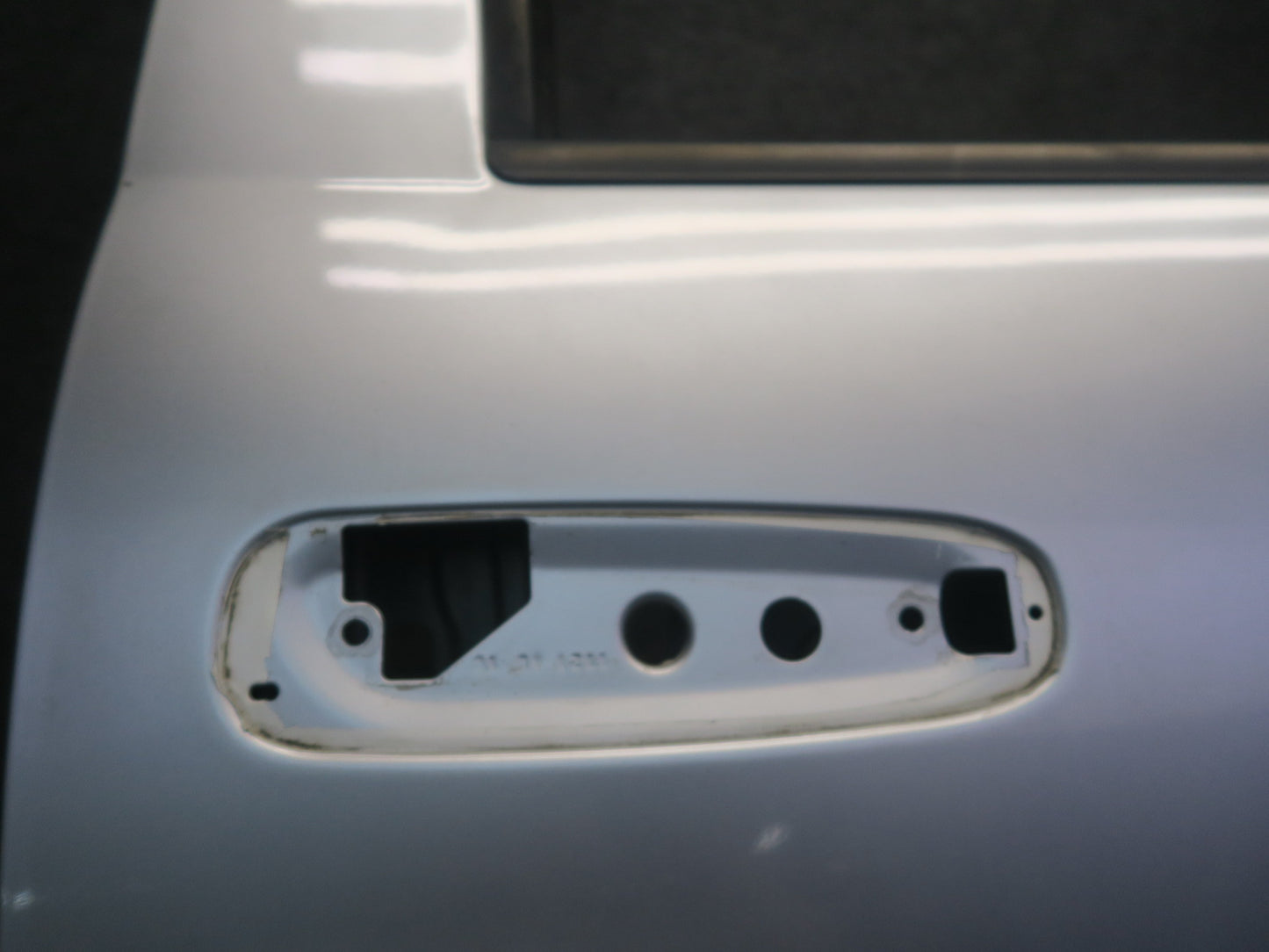 02-08 Dodge RAM 1500 DR Crew CAB Rear Right Door Shell Panel Bright Silver OEM