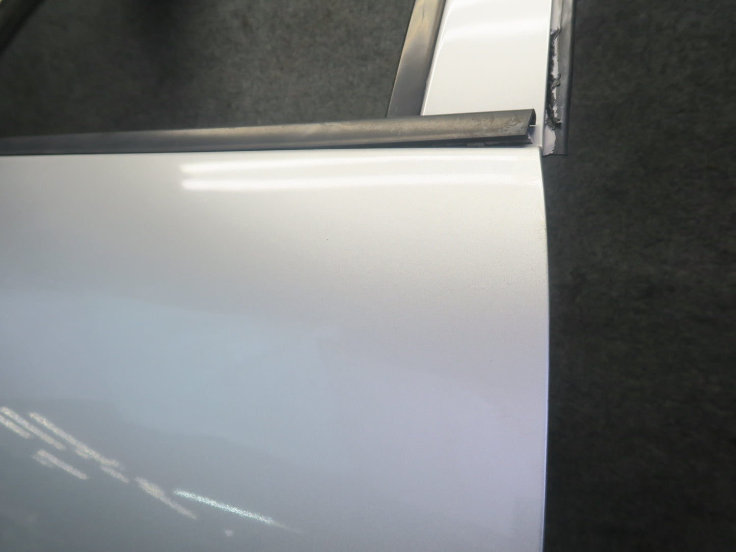 02-08 Dodge RAM 1500 DR Crew CAB Rear Right Door Shell Panel Bright Silver OEM