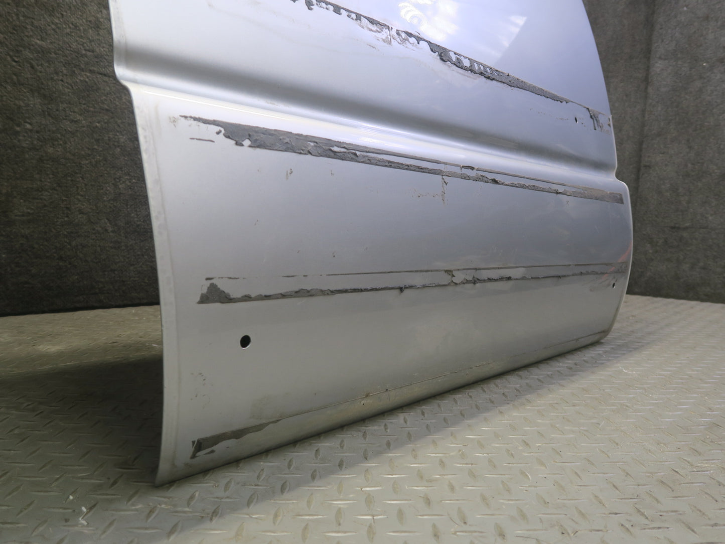 02-08 Dodge RAM 1500 DR Crew CAB Rear Right Door Shell Panel Bright Silver OEM