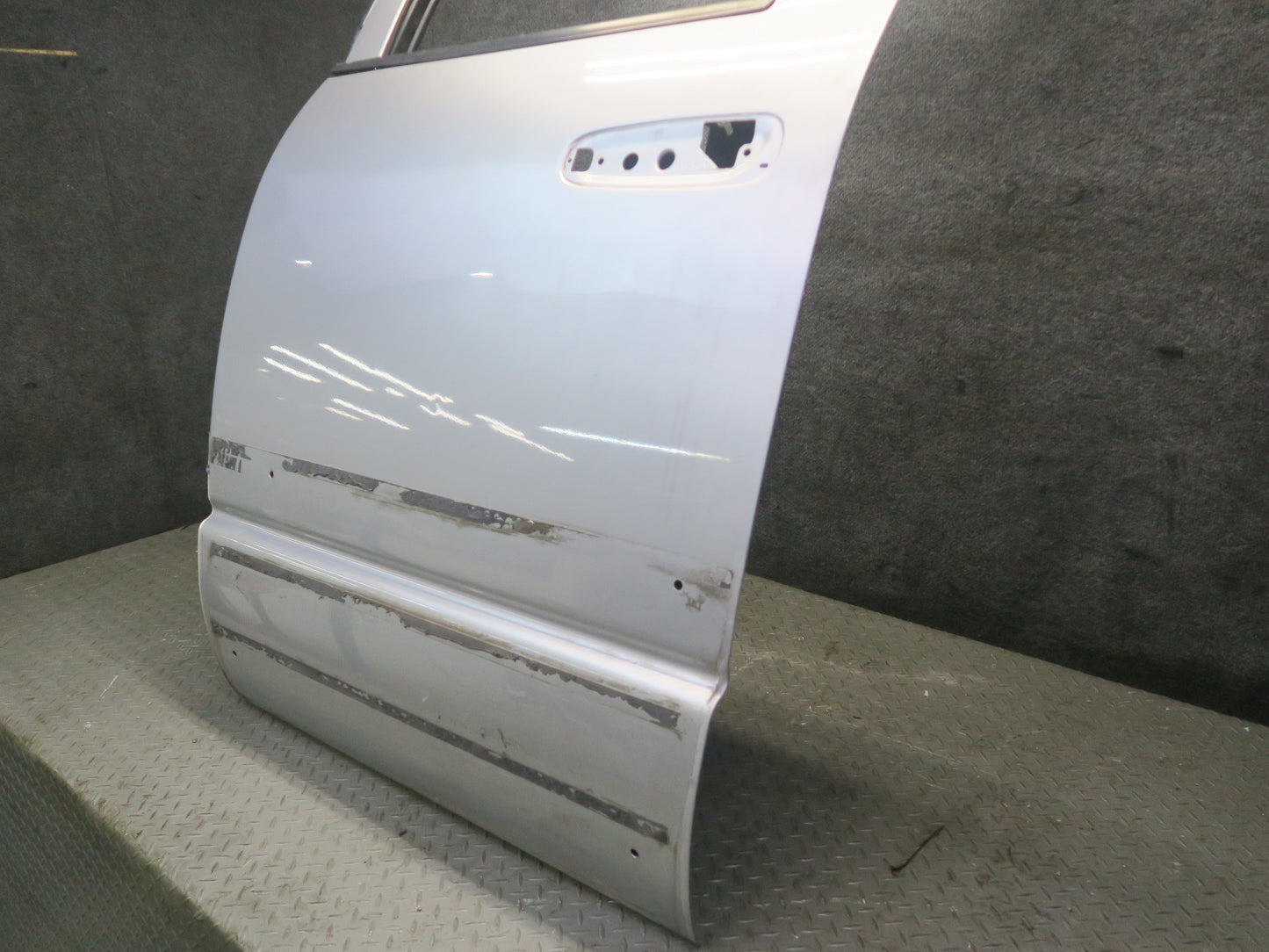 02-08 Dodge RAM 1500 DR Crew CAB Rear Left Door Shell Panel Bright Silver OEM