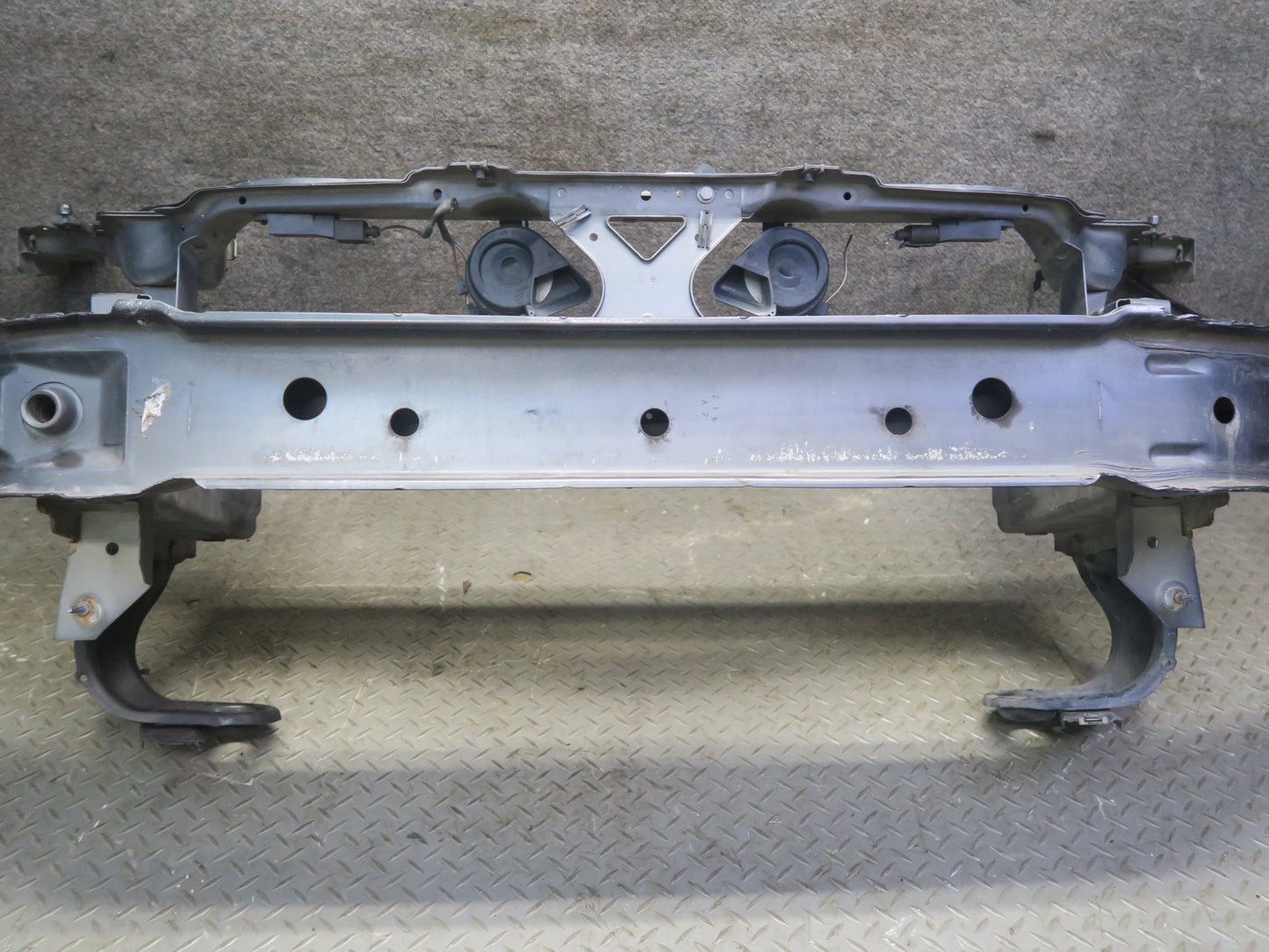 05-08 Mercedes R171 SLK Front Impact Reinforcement Bar Radiator Core Horns OEM