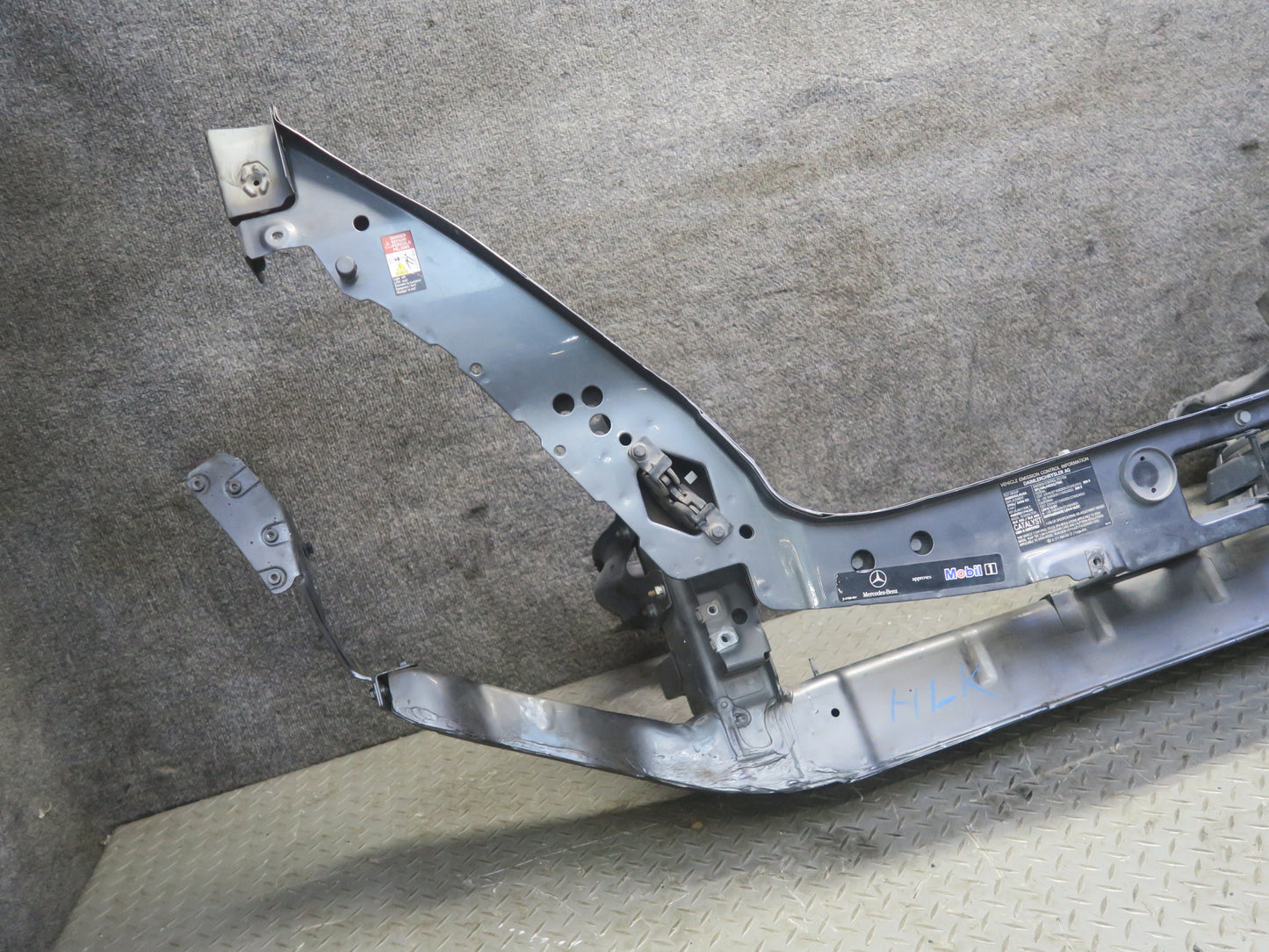 05-08 Mercedes R171 SLK Front Impact Reinforcement Bar Radiator Core Horns OEM