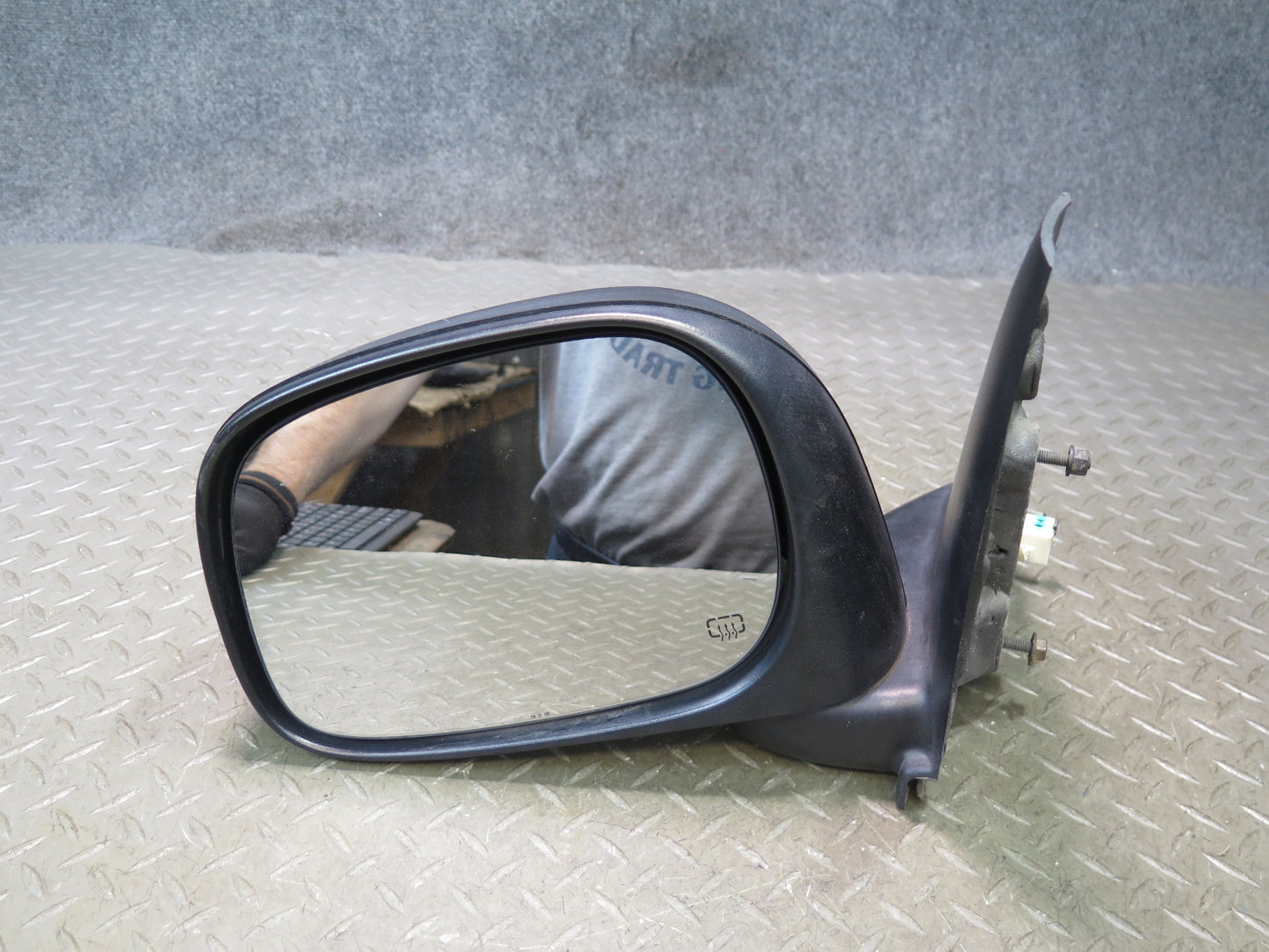 02-08 Dodge RAM 1500 DR Left Exterior Heated Side View Mirror OEM
