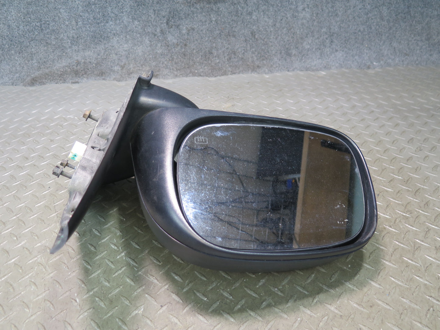 02-08 Dodge RAM 1500 DR Left Exterior Heated Side View Mirror OEM