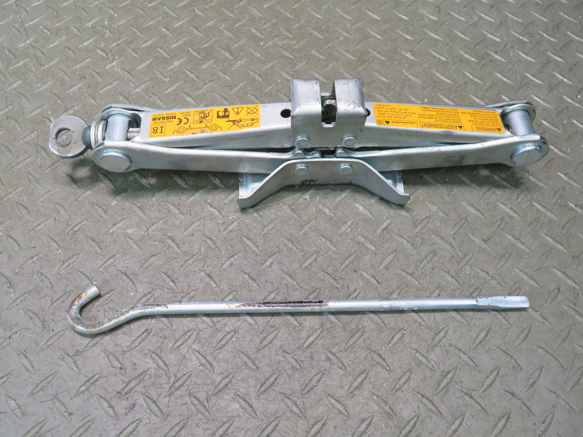 09-20 Nissan Z34 370Z Coupe Trunk Emergency Spare Tire Lift Jack Tool w Foam OEM