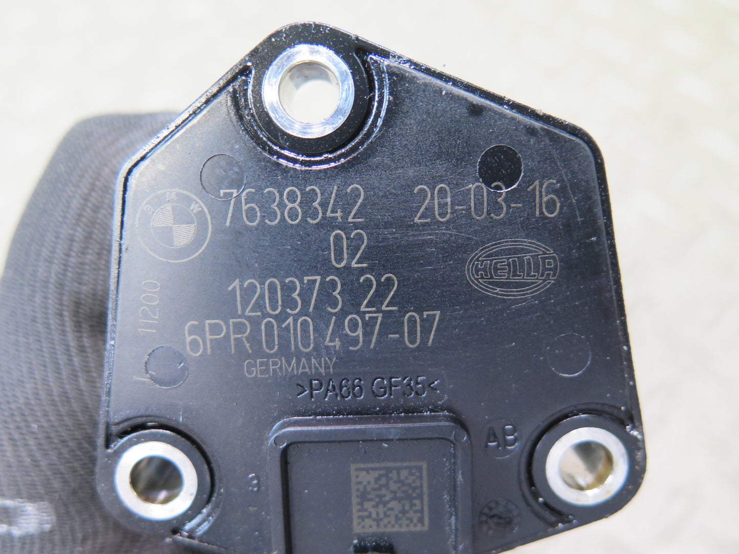 2015-2020 BMW F82 F83 M4 S55 Engine Motor Oil Level Sensor 7638342