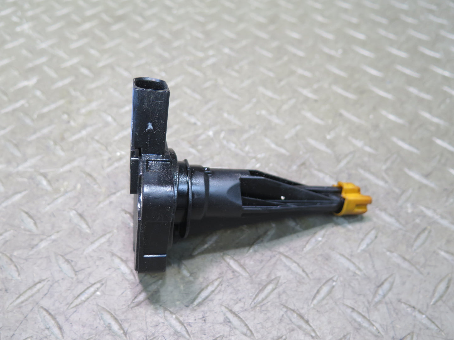 2015-2020 BMW F82 F83 M4 S55 Engine Motor Oil Level Sensor 7638342