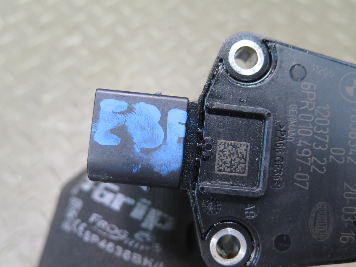 2015-2020 BMW F82 F83 M4 S55 Engine Motor Oil Level Sensor 7638342