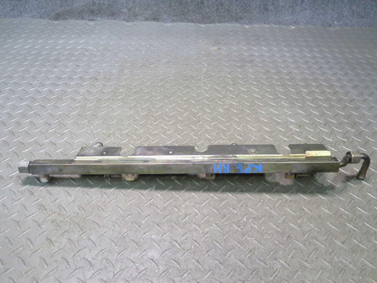 1985-1986 Porsche 928 S 5.0L Engine Fuel Rail W/ Injectors Set