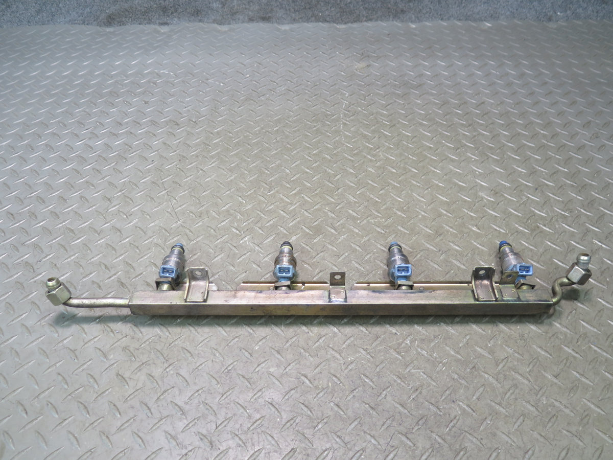 1985-1986 Porsche 928 S 5.0L Engine Fuel Rail W/ Injectors Set