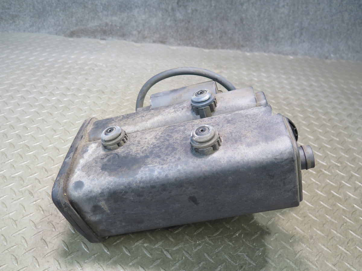 97-00 BMW E39 540i Fuel Evap Vapor Charcoal Canister w Leak Pump & Filter OEM