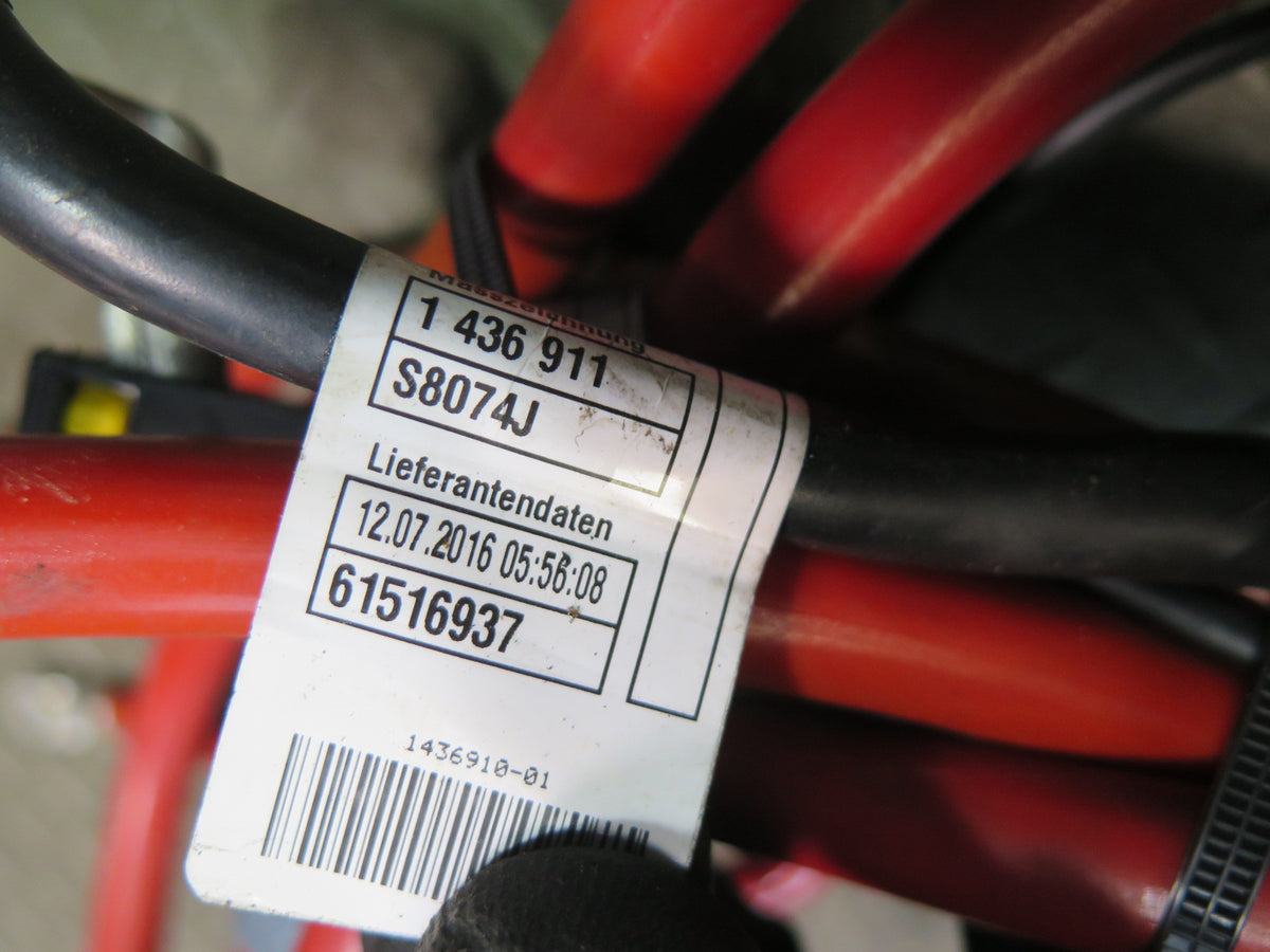 98-03 BMW E39 540i Set of 2 Positive & Negative Battery Cable OEM