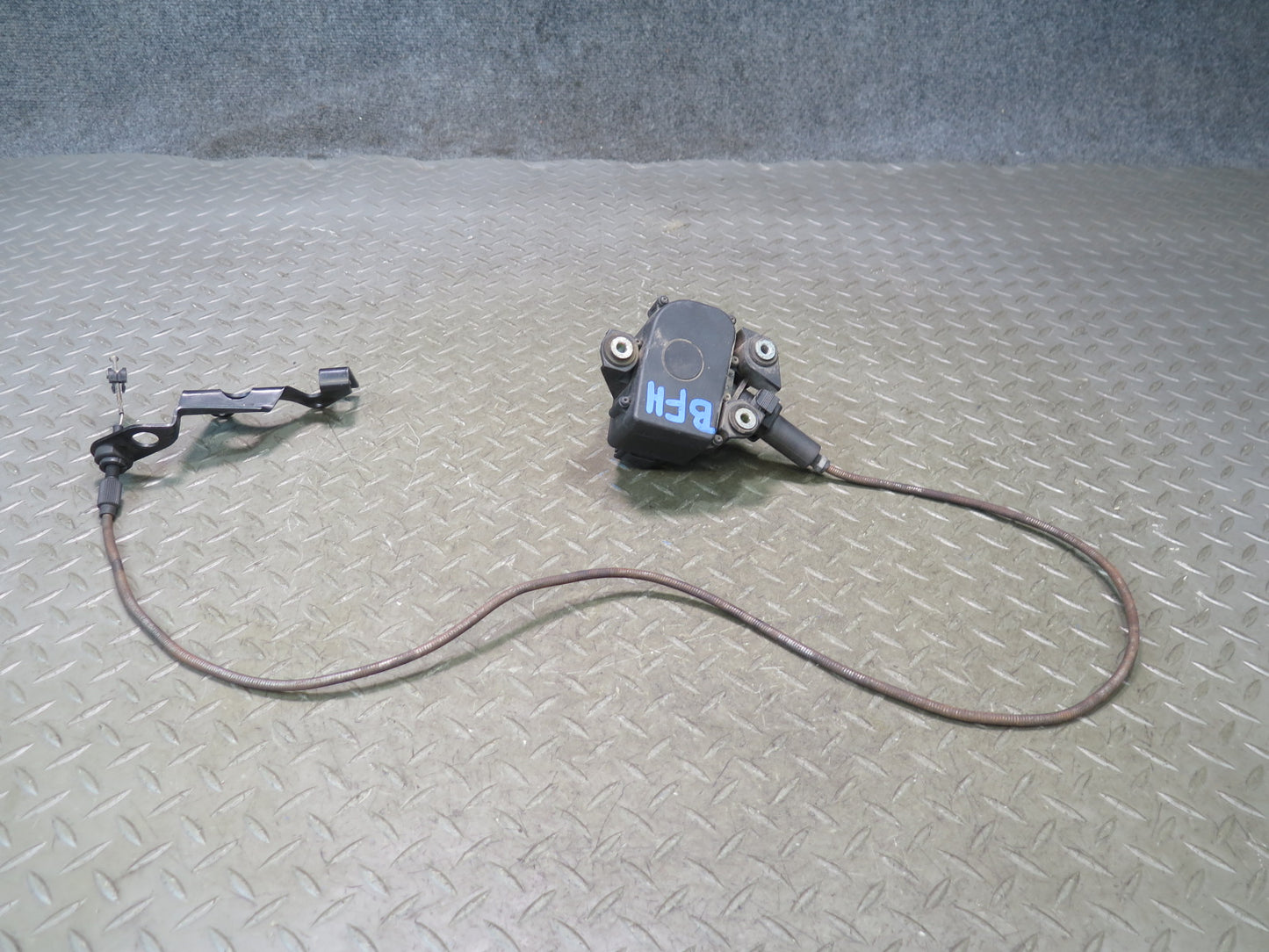 97-98 BMW E39 540i 4.4L M62 Cruise Control Actuator Motor w Cable OEM