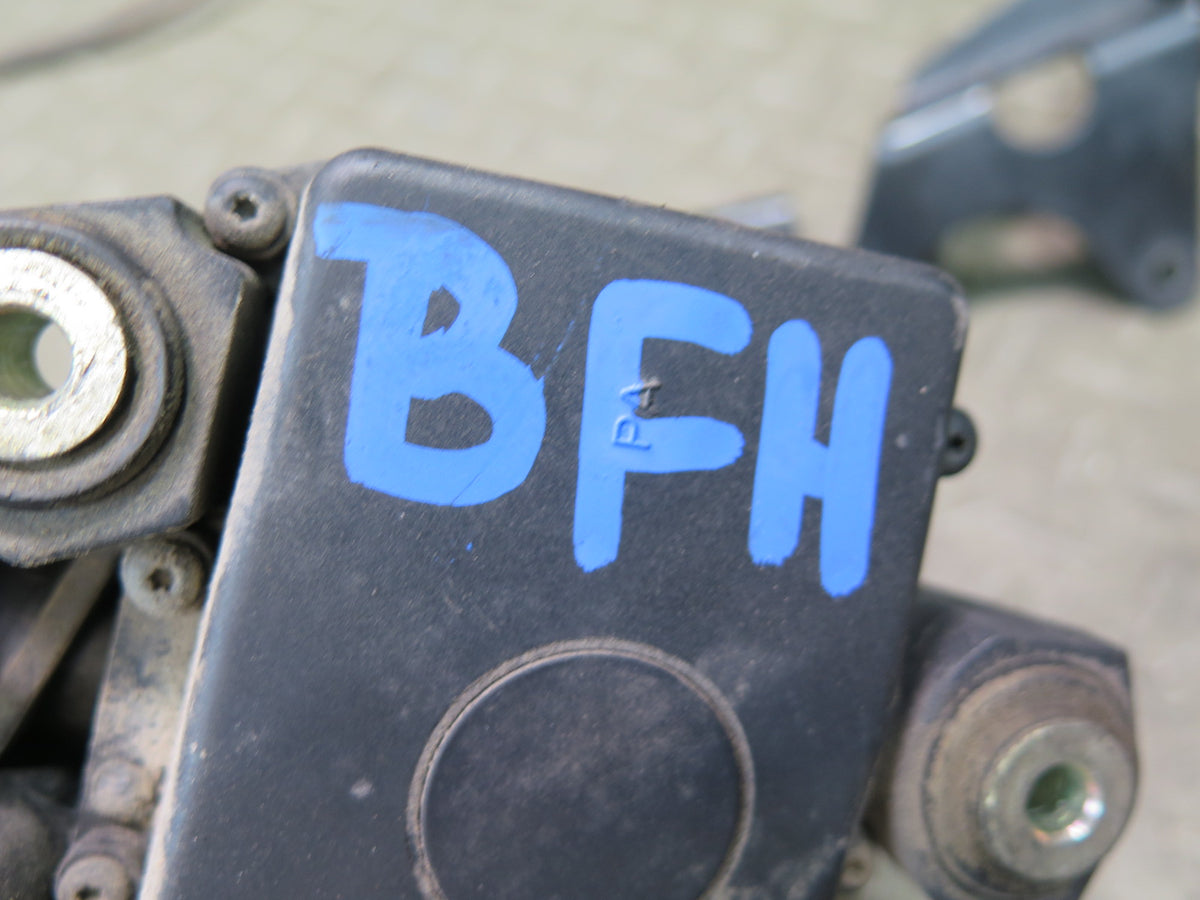 97-98 BMW E39 540i 4.4L M62 Cruise Control Actuator Motor w Cable OEM