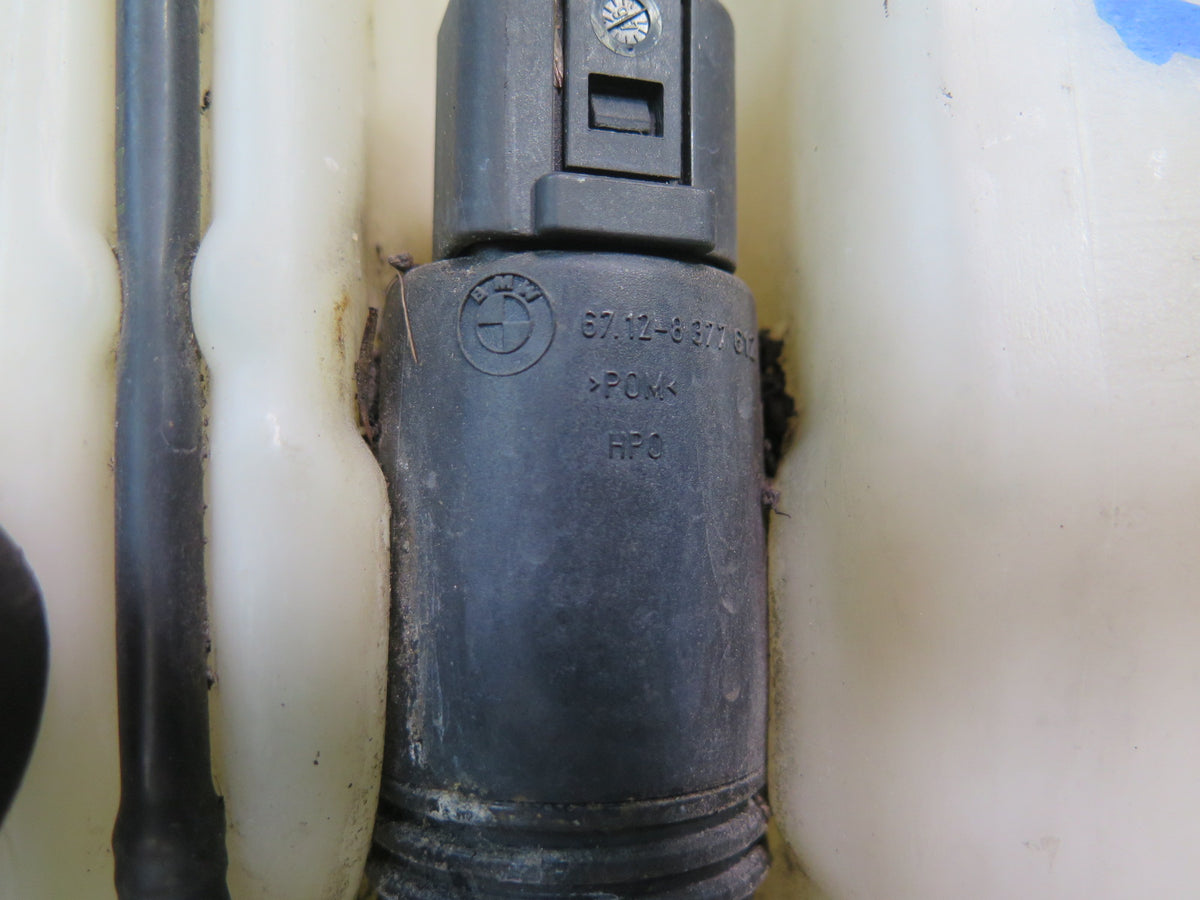 97-03 BMW E39 540i Windshield Washer Fluid Reservoir w Neck & Pumps OEM