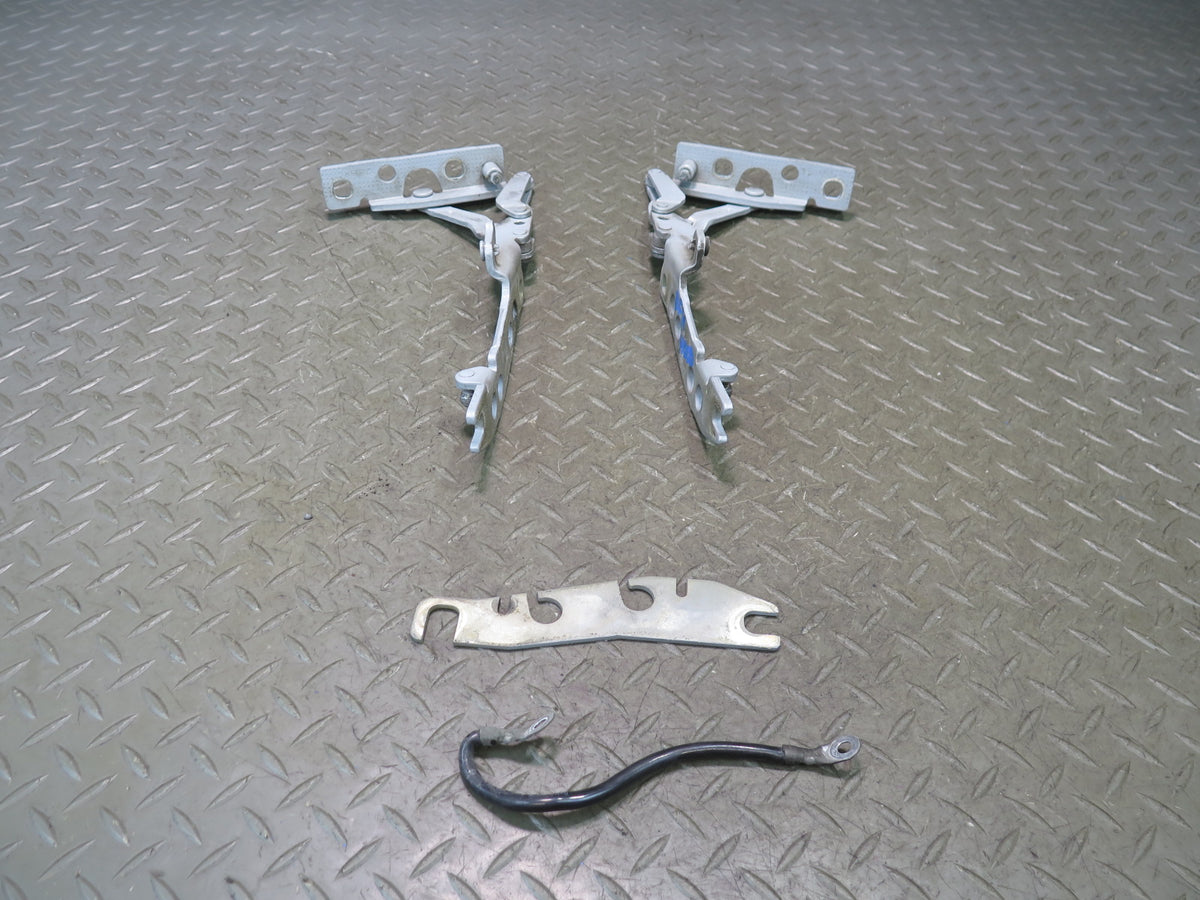 97-03 BMW E39 540i Front Left & Right Hood Bonnet Hinge Set Silver OEM