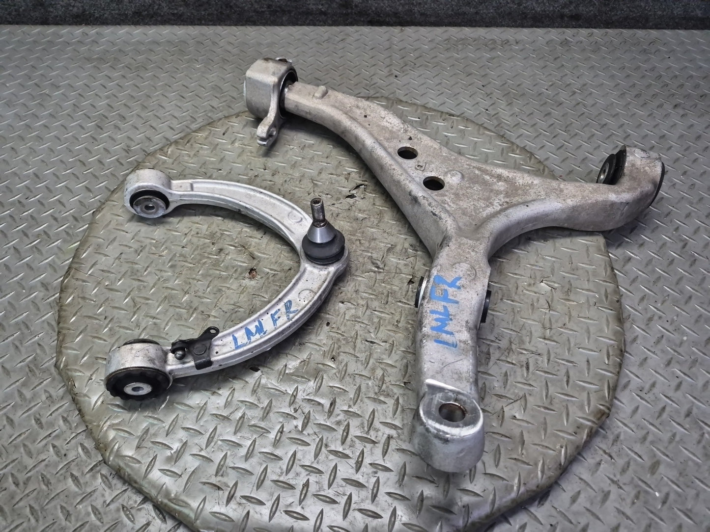 2012-2015 Mercedes X166 W166 ML AWD Front Right Aftermarket Control Arm Set
