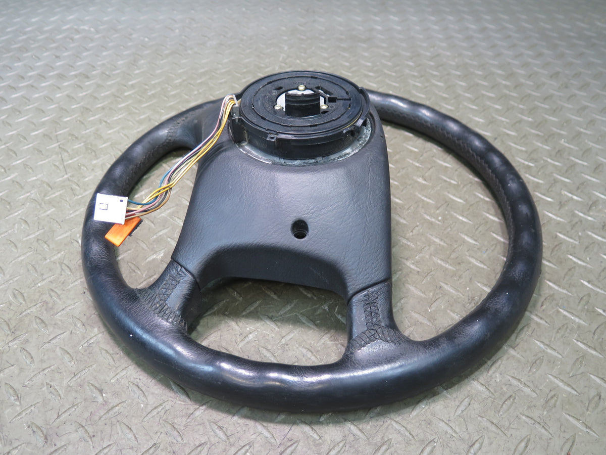 97-99 BMW E39 540i 4 Spoke Leather Steering Black 1094259 Damaged