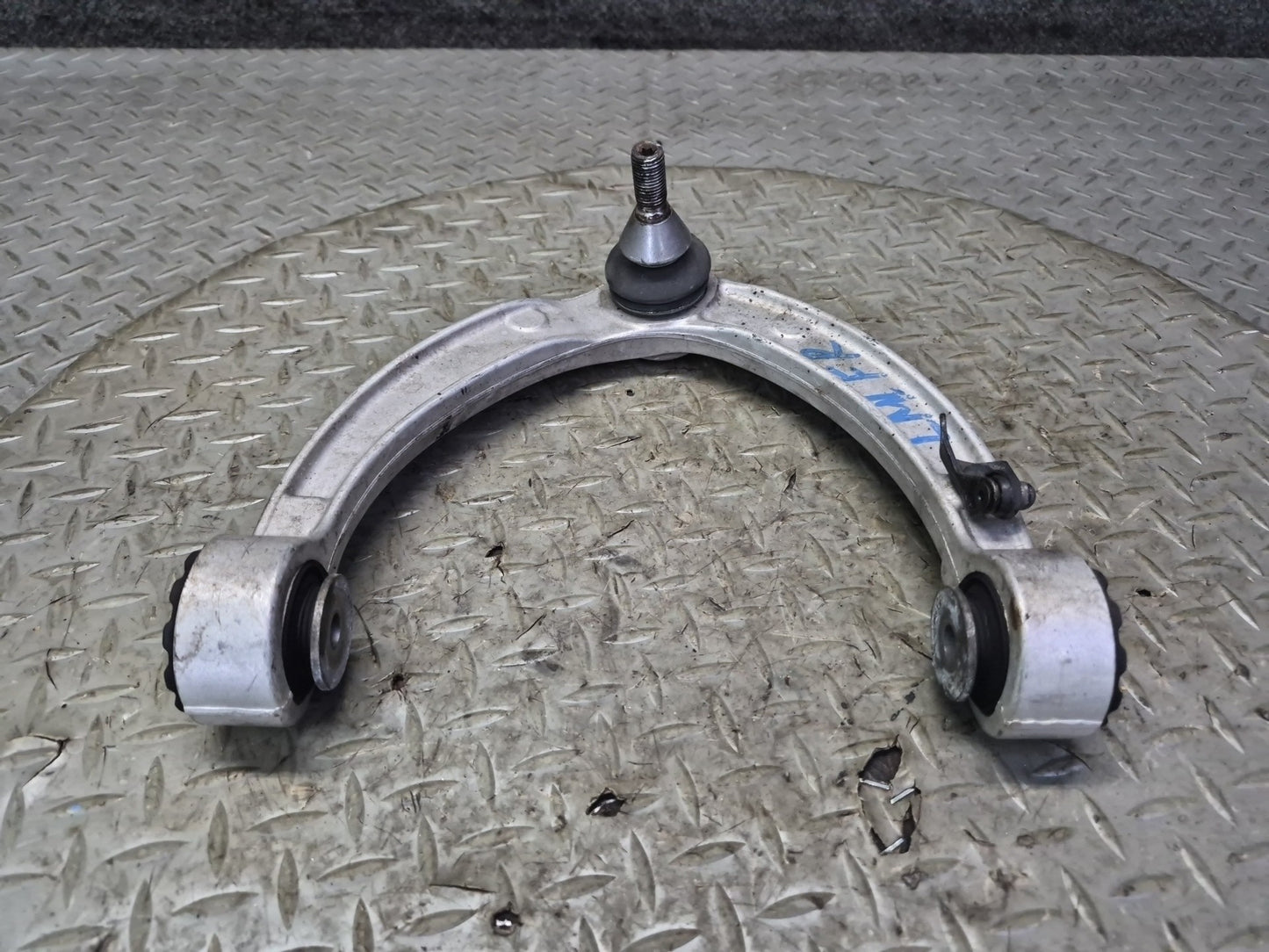 2012-2015 Mercedes X166 W166 ML AWD Front Right Aftermarket Control Arm Set