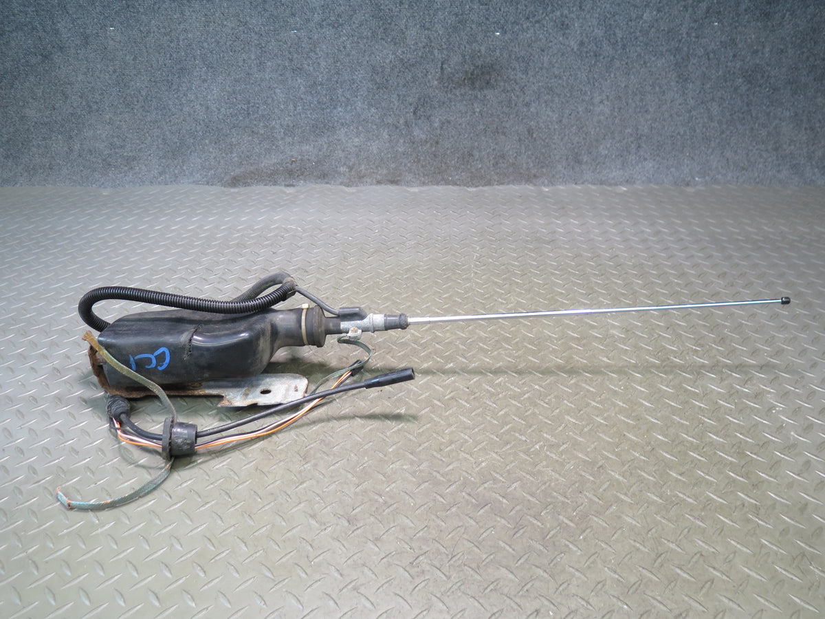 93-96 Chevrolet Corvette C4 Radio Power Antenna Assembly OEM