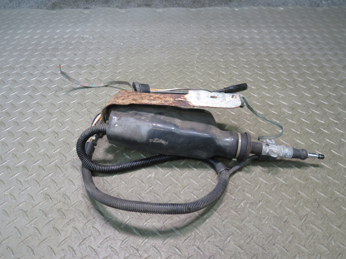 93-96 Chevrolet Corvette C4 Radio Power Antenna Assembly OEM