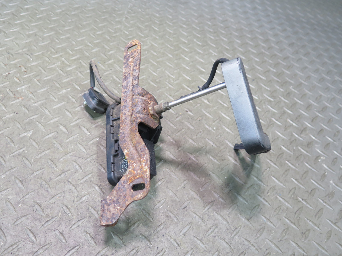 86-91 Mercedes W126 560SEL Set of 2 Front Headlight Wiper Arm w Motor Set OEM