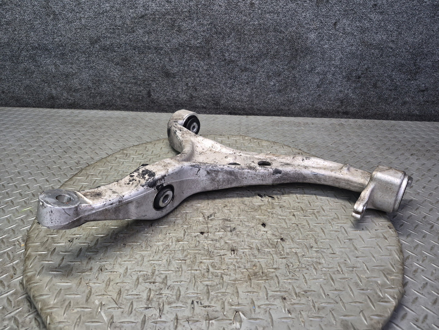 2012-2015 Mercedes X166 W166 ML AWD Front Left Aftermarket Control Arm Set