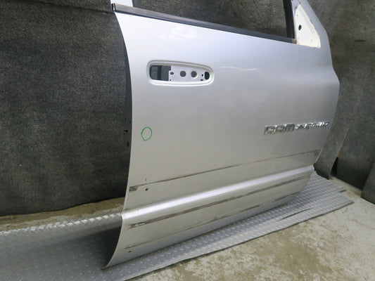05-06 Dodge RAM 1500 DR Crew CAB SRT10 Front Right Door Shell Panel Damaged