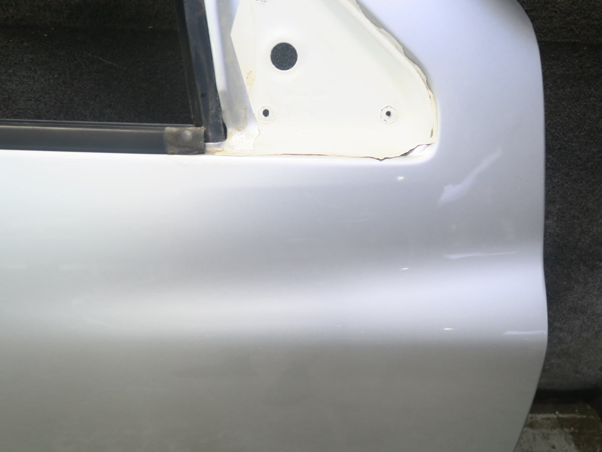 05-06 Dodge RAM 1500 DR Crew CAB SRT10 Front Right Door Shell Panel Damaged